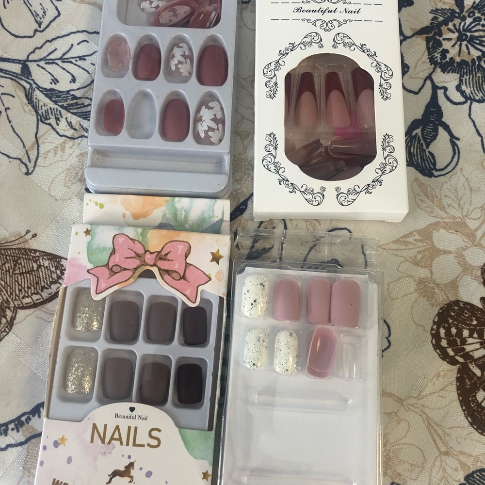 Nails bundle
